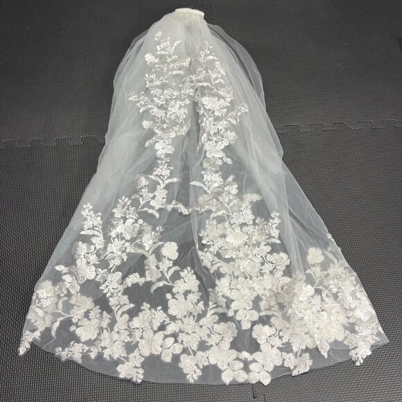 None Accessories - Floral Ivory Lace Embroidered Cathedral Bridal Veil Sheer & Romantic 35 Inches L